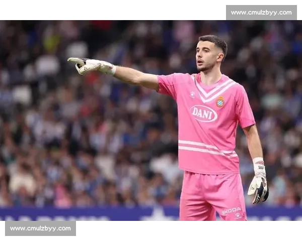 世体：霍安 - 加西亚 —— 巴萨新门神的世界级崛起之路